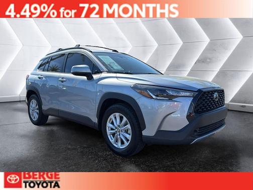 2024 Toyota Corolla Cross LE
