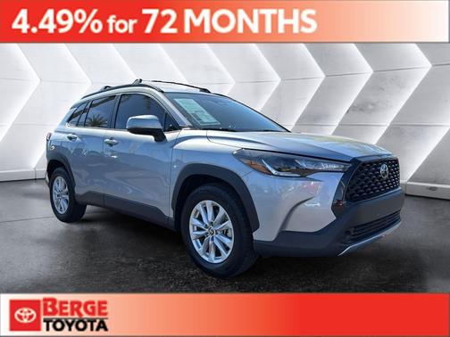2024 Toyota Corolla Cross LE