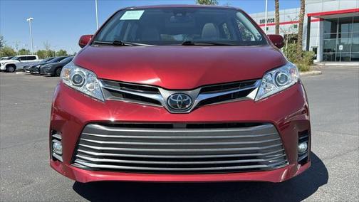 2020 Toyota Sienna XLE Premium