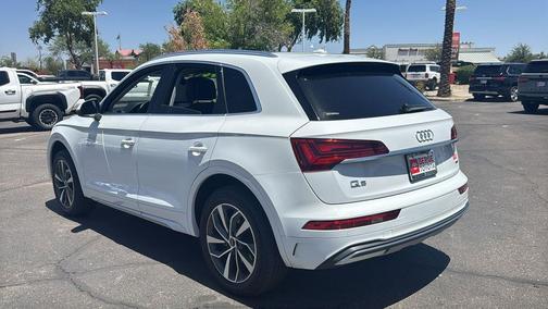 Glacier White Metallic 2021 Audi Q5 45 Premium Plus