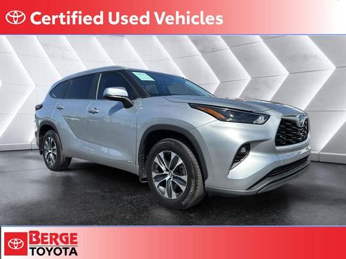 2024 Toyota Highlander Hybrid XLE
