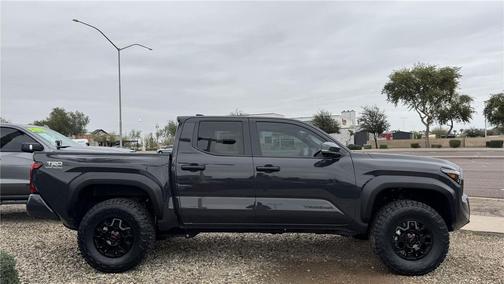 2025 Toyota Tacoma TRD Off Road