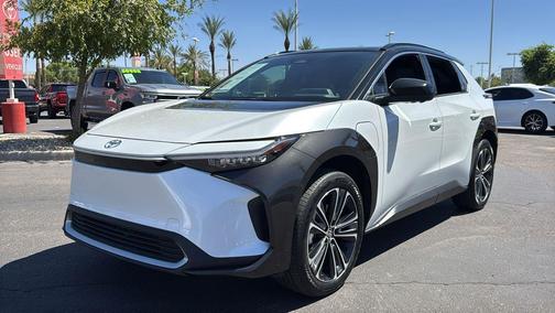 Wind Chill Pearl w/Black Roof 2024 Toyota bZ4X Limited