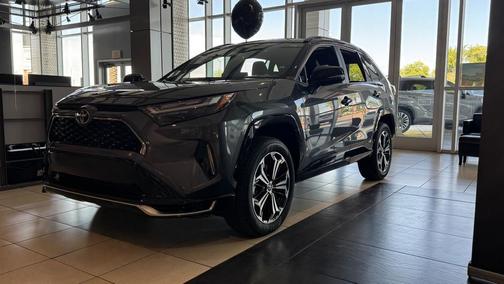 2025 Toyota RAV4 Hybrid SE