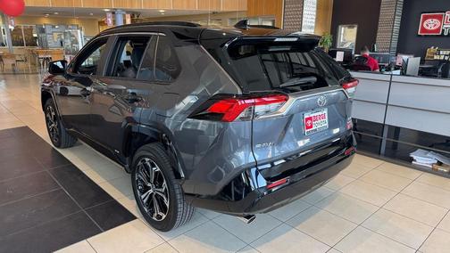 2025 Toyota RAV4 Hybrid SE