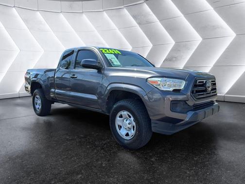 2018 Toyota Tacoma SR