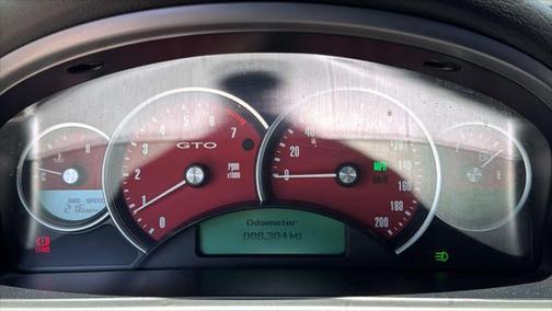 2004 Pontiac GTO Base