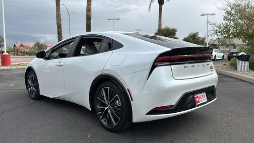 2024 Toyota Prius XLE