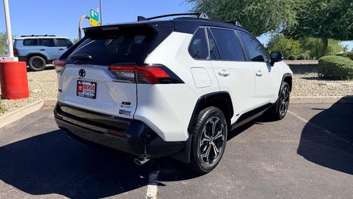 2025 Toyota RAV4 Hybrid SE