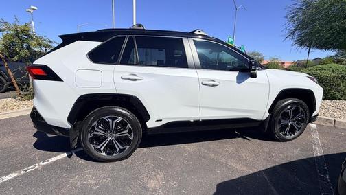 2025 Toyota RAV4 Hybrid SE