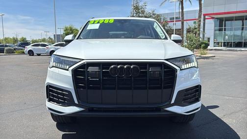 2023 Audi Q7 45 Premium Plus