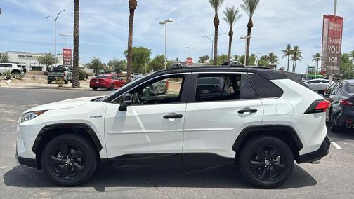 Blizzard Pearl w/Midnight Black Metallic Roof 2020 Toyota RAV4 Hybrid SE