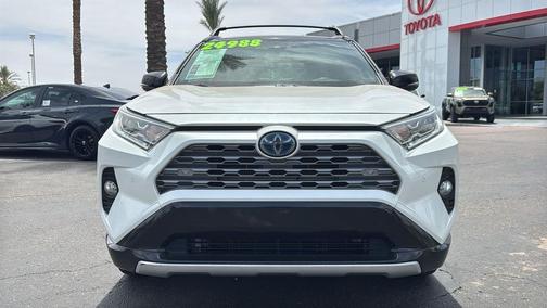Blizzard Pearl w/Midnight Black Metallic Roof 2020 Toyota RAV4 Hybrid SE