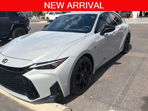 Wind 2026 Lexus IS 350 F Sport