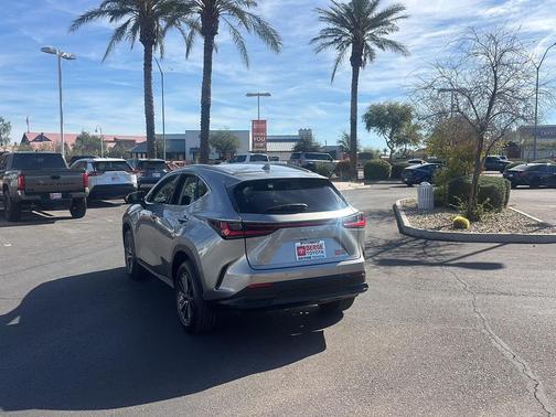 2023 Lexus NX 350h Premium