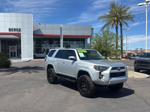 Classic Silver Metallic 2024 Toyota 4Runner SR5 Premium