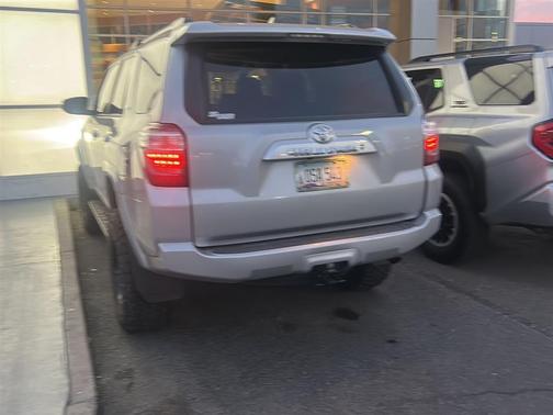 Classic Silver Metallic 2024 Toyota 4Runner SR5 Premium