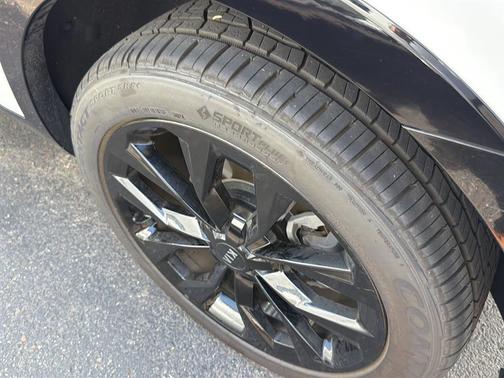 Glacial White Pearl 2021 Kia Sorento SX