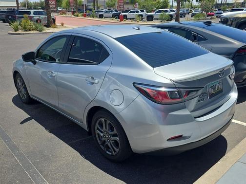 Chromium 2019 Toyota Yaris Sedan LE