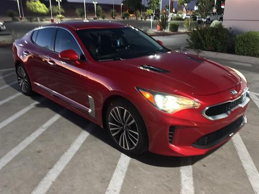 HiChroma Red 2019 Kia Stinger Base