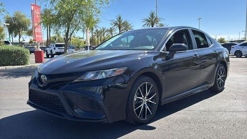 Midnight Black Metallic 2024 Toyota Camry SE