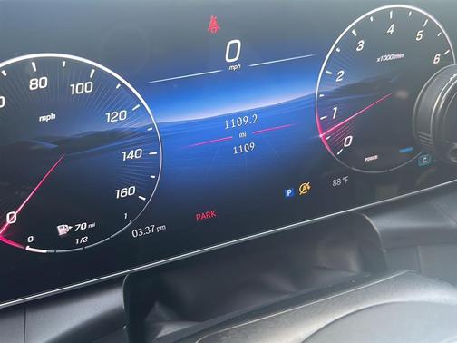 2026 Mercedes-Benz GLC 300 Base