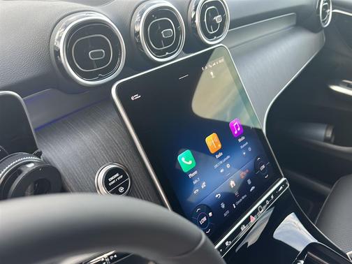 2026 Mercedes-Benz GLC 300 Base