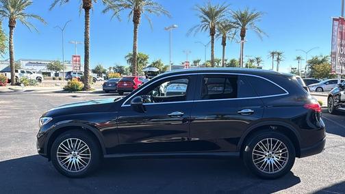 2026 Mercedes-Benz GLC 300 Base