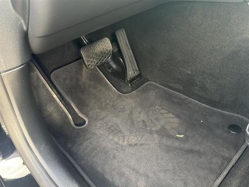 2026 Mercedes-Benz GLC 300 Base