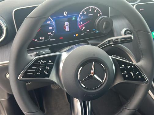 2026 Mercedes-Benz GLC 300 Base