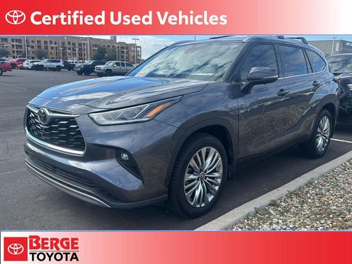 2023 Toyota Highlander Platinum