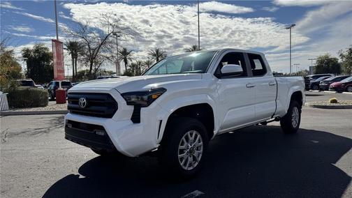 2025 Toyota Tacoma SR5