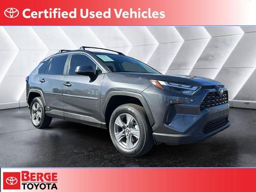 2022 Toyota RAV4 Hybrid XLE