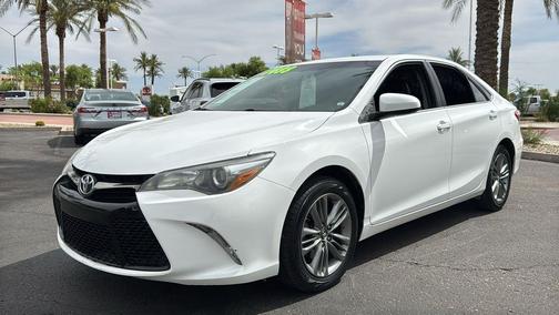2017 Toyota Camry SE