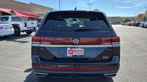 2024 Volkswagen Atlas 2.0T SE w/Technology 4MOTION
