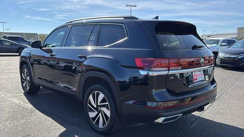 2024 Volkswagen Atlas 2.0T SE w/Technology 4MOTION