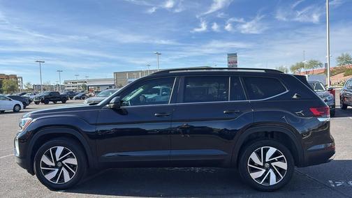 2024 Volkswagen Atlas 2.0T SE w/Technology 4MOTION