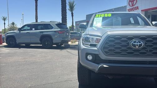 Cement 2020 Toyota Tacoma TRD Off Road
