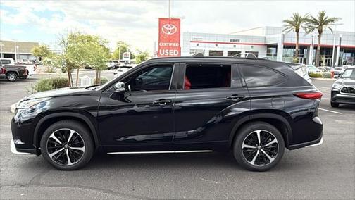 2022 Toyota Highlander XSE