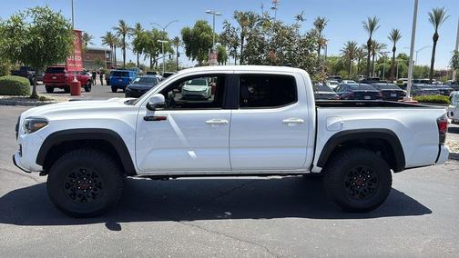 Super White 2017 Toyota Tacoma Base