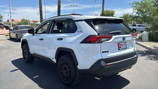 Ice Cap 2025 Toyota RAV4 Hybrid LE