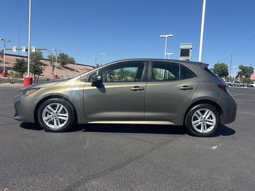 Bronze Oxide 2019 Toyota Corolla SE