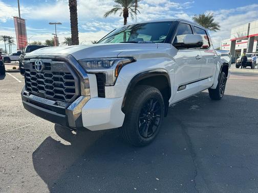 2026 Toyota Tundra Hybrid Platinum