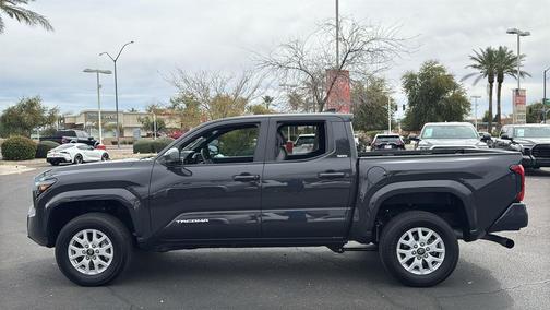 2025 Toyota Tacoma SR5
