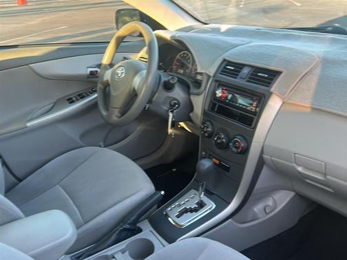 Classic Silver Metallic 2010 Toyota Corolla S