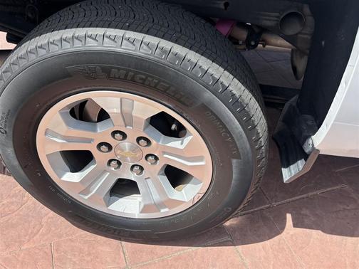 2017 Chevrolet Silverado 1500 2LT