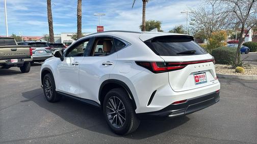 2025 Lexus NX 350h Premium