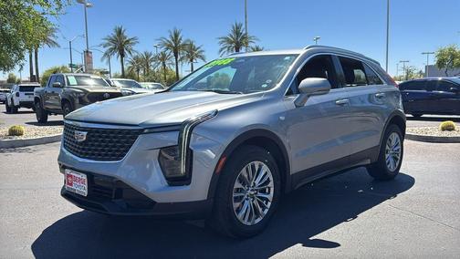 Argent Silver Metallic 2024 Cadillac XT4 Premium Luxury