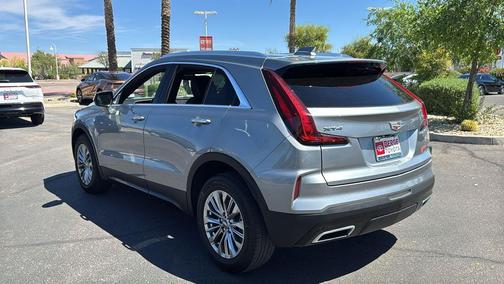 Argent Silver Metallic 2024 Cadillac XT4 Premium Luxury