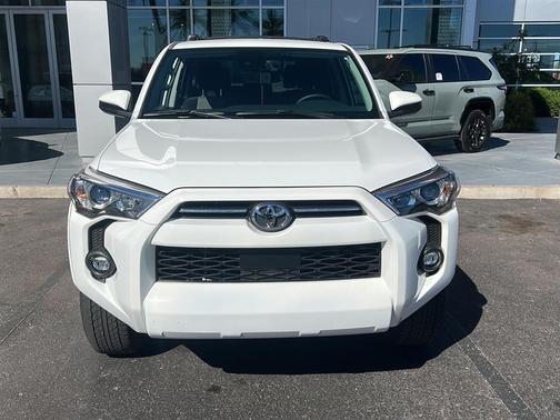 Ice Cap 2024 Toyota 4Runner SR5